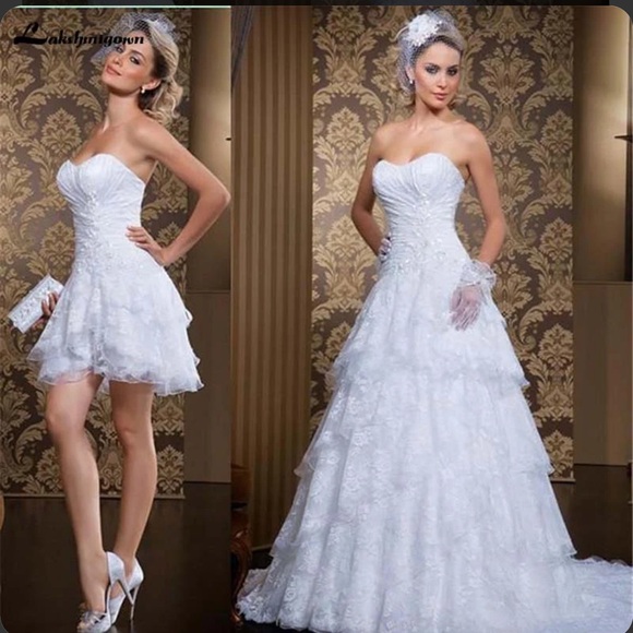 Elegant White Strapless Gown